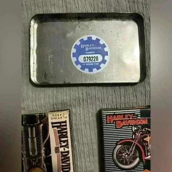 Vintage Harley Davidson card set with tin - Picture 4 of 7